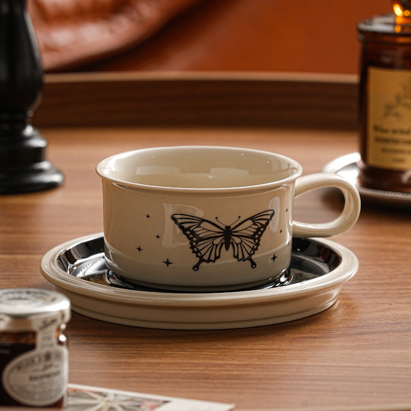 Charming Retro Butterfly 250ml Mug