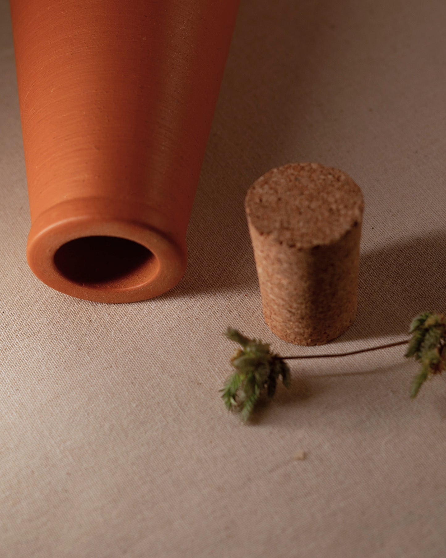 Handmade Conical Terracotta Bottle - Natural Cooling, Pure Hydration