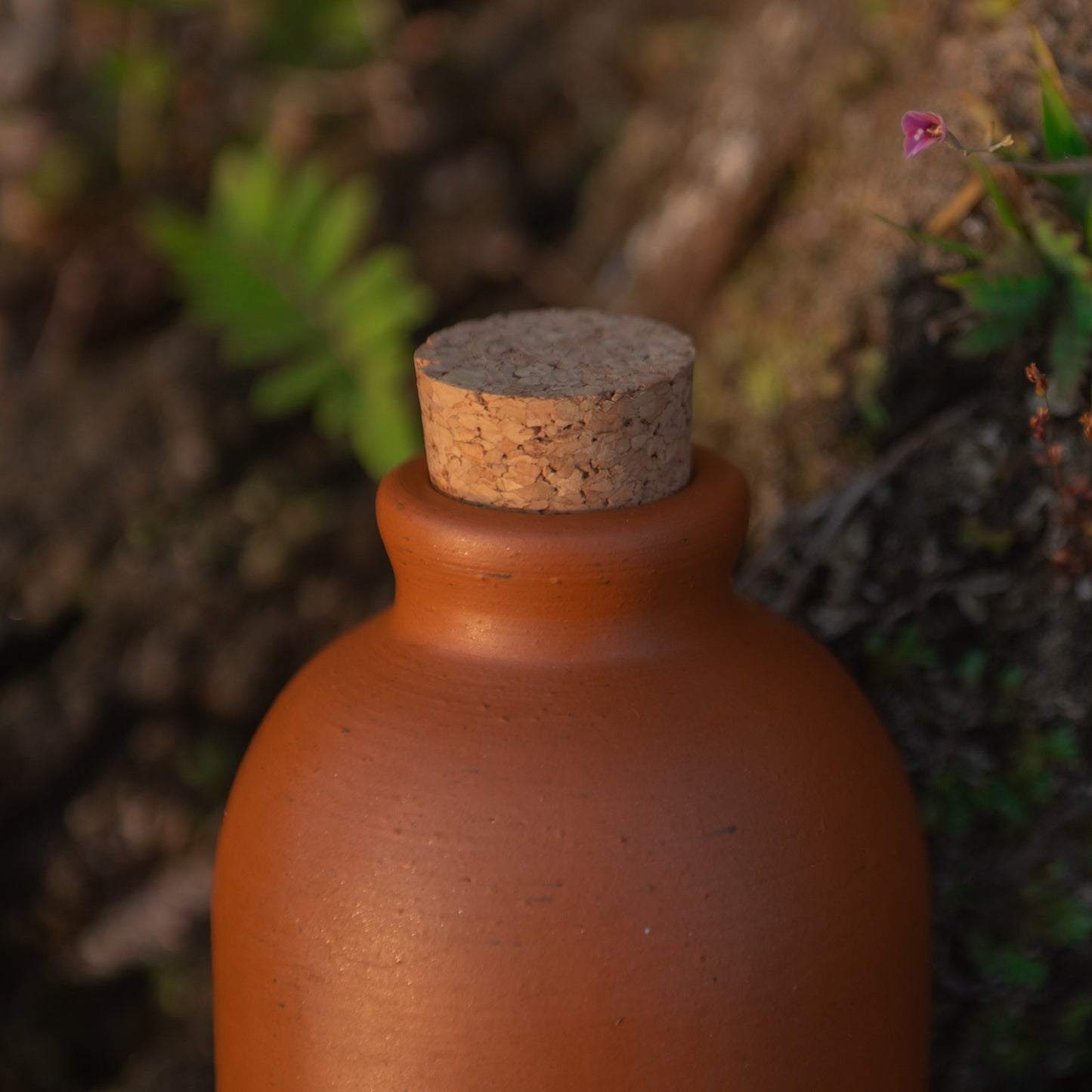 Minimal Cylindrical Terracotta Water Bottle with Cork Lid | Eco-Friendly Natural Cooling Bottle