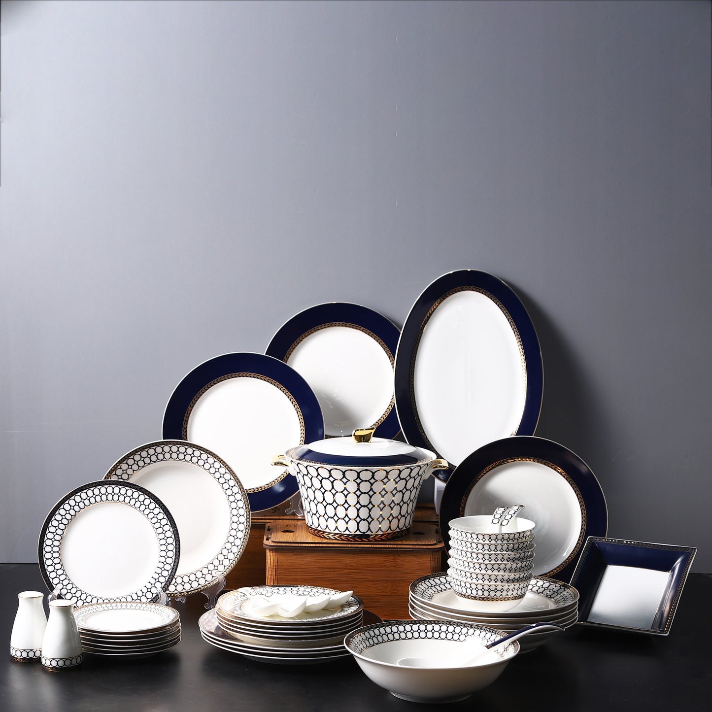 Luxury Blueshire 58 Pcs Dinner / Tea Set with Gift Box