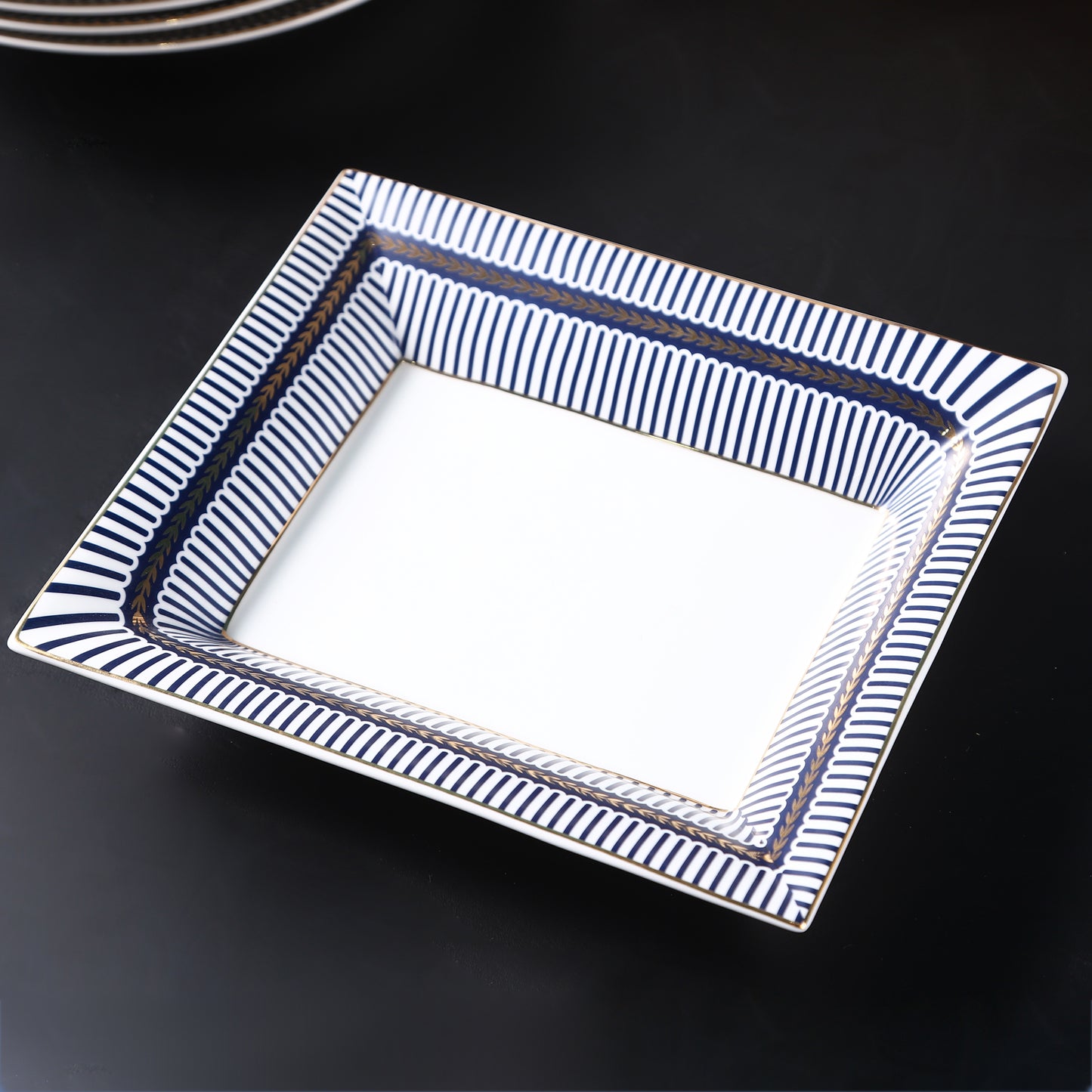 Luxury Blueshire 58 Pcs Dinner / Tea Set with Gift Box