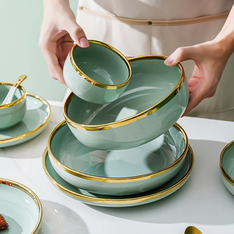 Gold-Edged Ceramic in Fruit Green (32-Piece Set with Gift Box)
