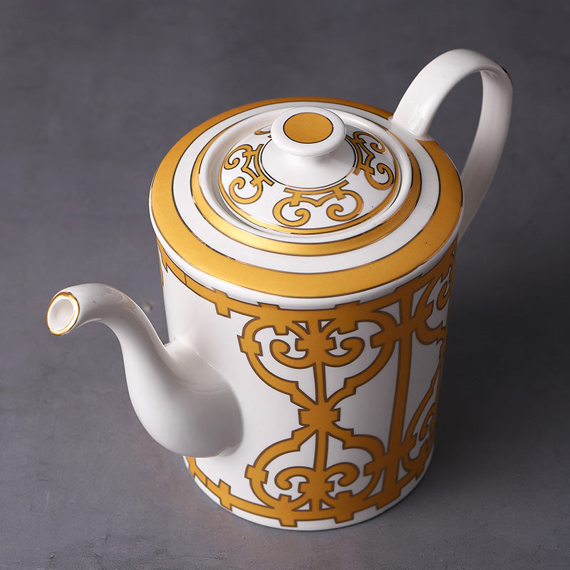 Lemon Luxe – Handcrafted Yellow Ceramic Cup & Saucer Set (15 pcs)