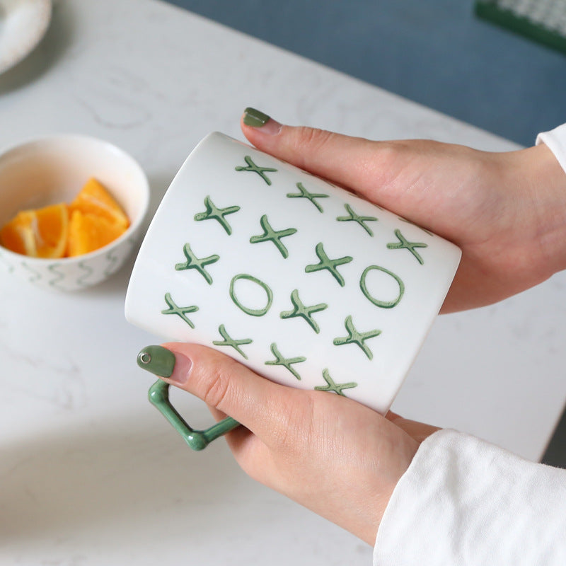 Hand-Painted Western Style Crayon Dinner Set (Round 17-Piece)